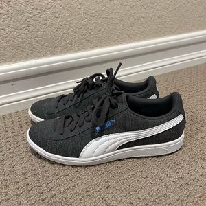 Puma sneakers - grey with blue - Women’s size 7